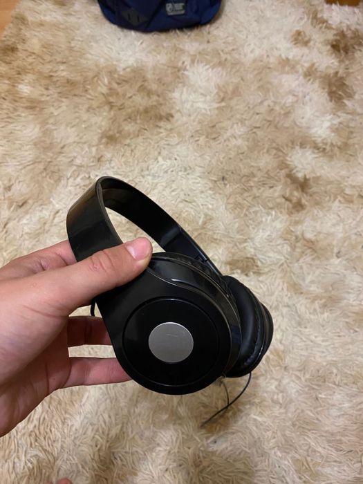 Продам наушники на голову