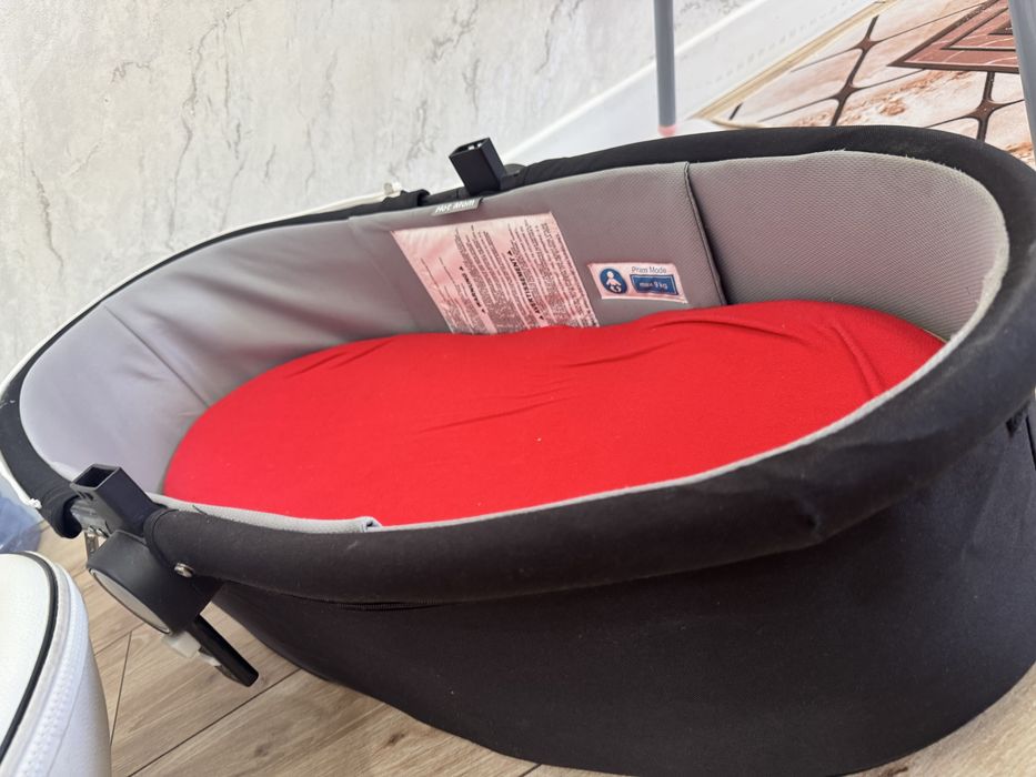 Срочно продам коляску  Hot mom 2в 1 за 15000