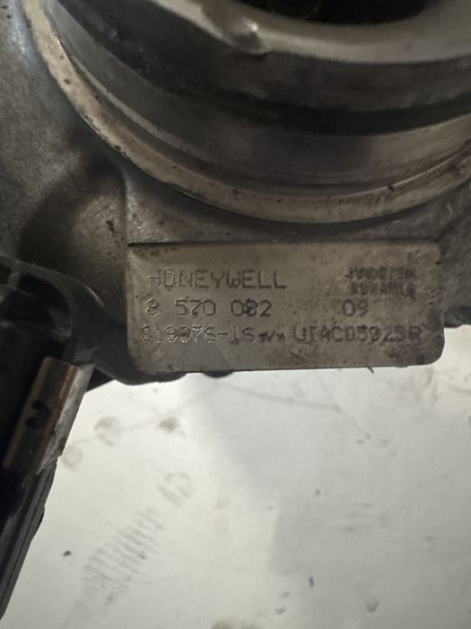 Турбина бмв ф10 2.0 161 кс Turbo bmw f10 2,0 161 hp 12-18г