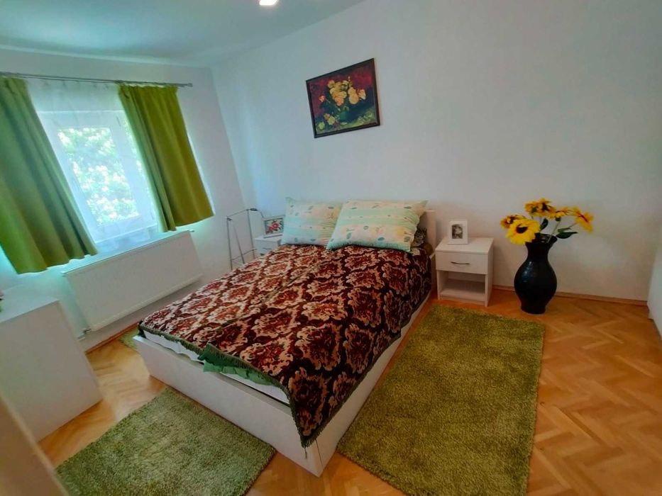 Vand ap 3 camere Spital Judetean