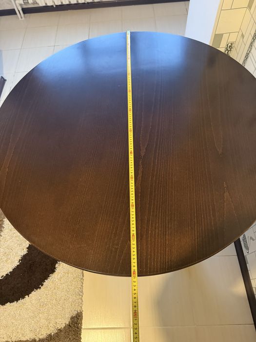 Кухонный круглый стол