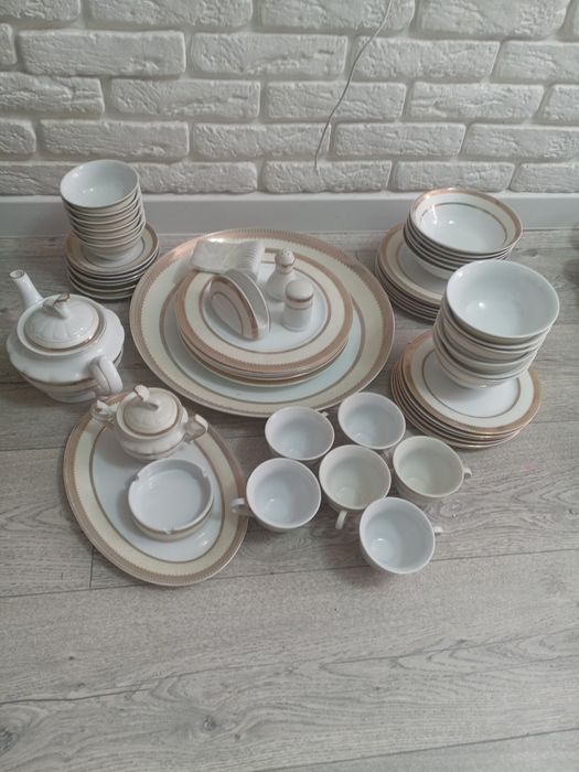 Продам посуду на 6 персон