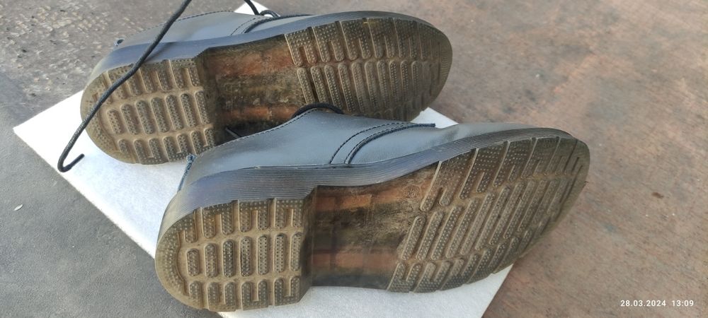 Полуботинки 23.5 см.