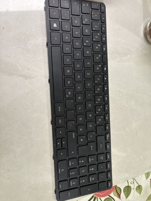 piese laptopuri