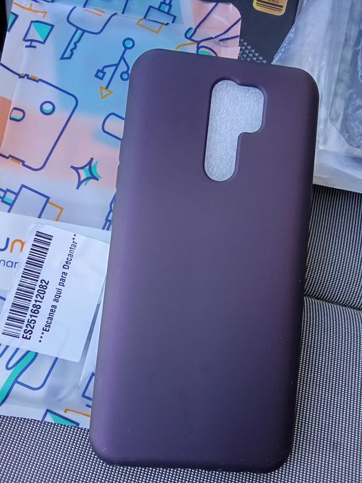 Продавам чисто нови кейсове