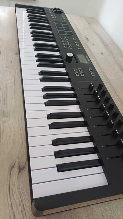 MIDI-клавиатура Arturia KeyLab Essential 61 mk3 USB-TIPE-C