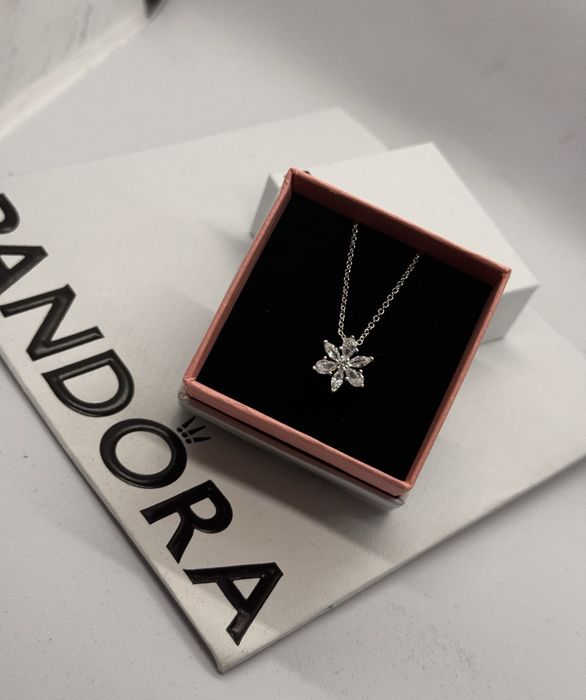 Колие Пандора Pandora