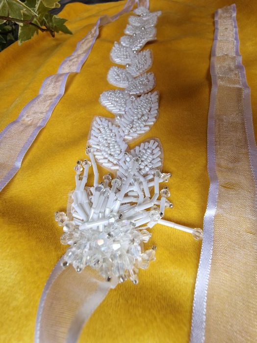 Curea margele / Banda de par