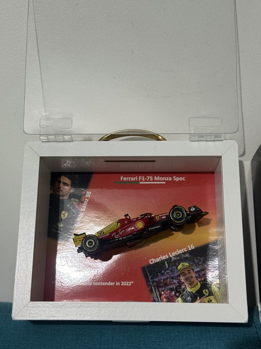 Rame auto cu orice masina bburago scara 1:43