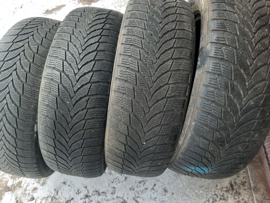 Продам шины 235/60/18 нексен