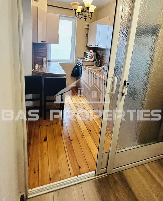 Етаж от къща в София-Орландовци площ 144