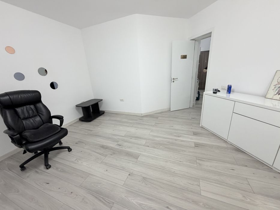 Birou / spatiu comercial de inchiriat