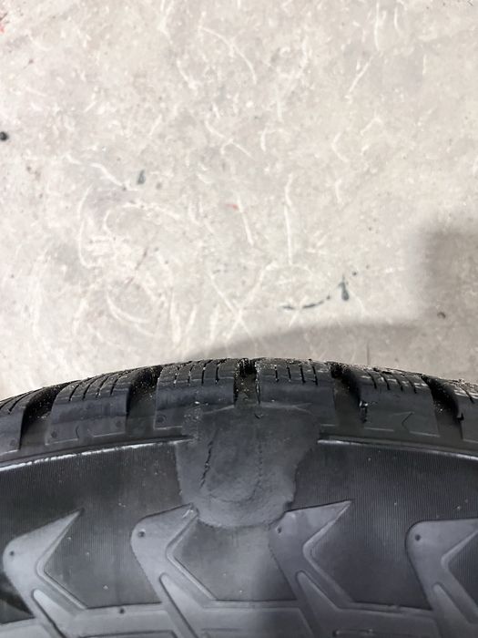 Зима  шипы  285/60/18