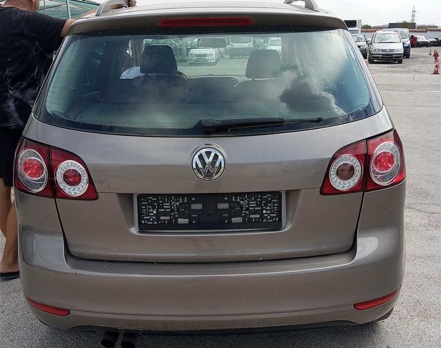 VW Golf Plus-140к.с.,дизел-Автоматик