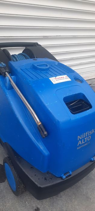 Пароструйка Nilfisk Neptune 4