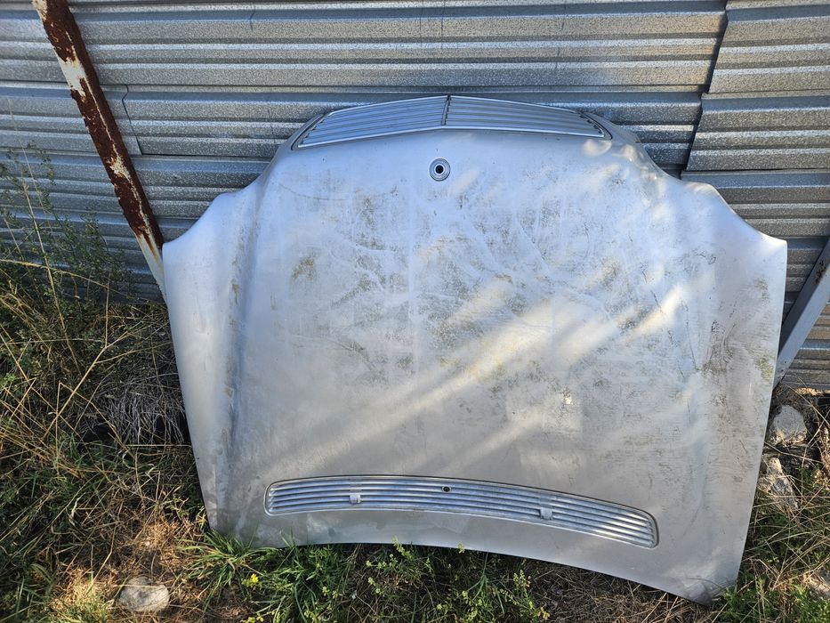 Преден капак за Mercedes C klasa 2001god