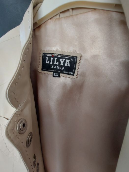 Продавам дамско кожено яке-естествена кожа