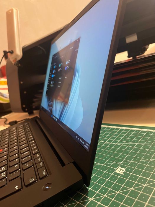 Лаптоп Lenovo ThinkPad X1 Extreme Gen 2 — i7-9750H / 48GB / 512GB / GTX 1650