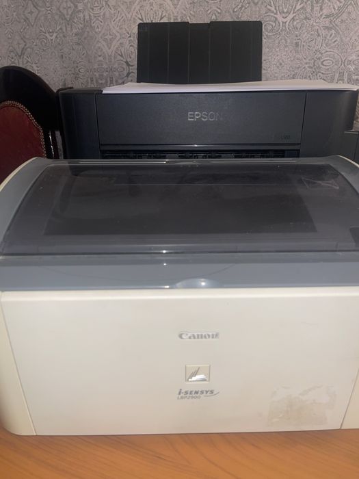 Цветной принтер, черно-белый принтер, сканер