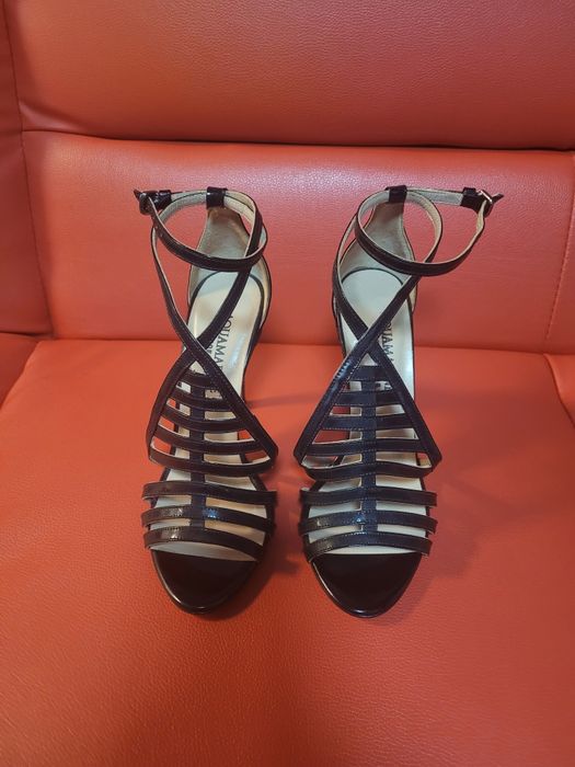 Елегантни сандали