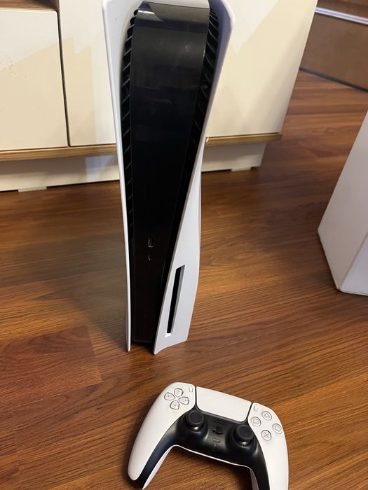 Продам ps5 с играми