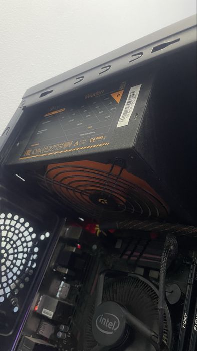 Vand Sursa 650W nJoy Woden