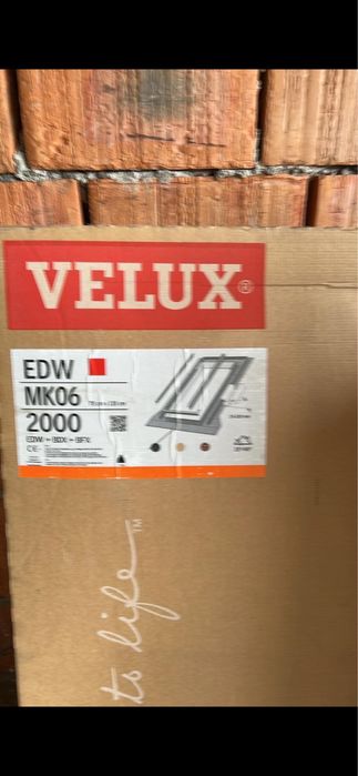 3 ferestre VELUX noi GLL MK06 / FK06 + accesorii