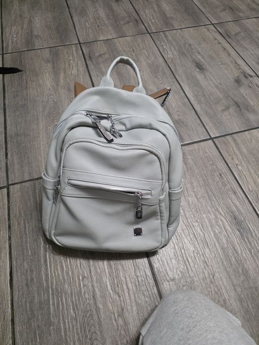 Дамски раници- използвани