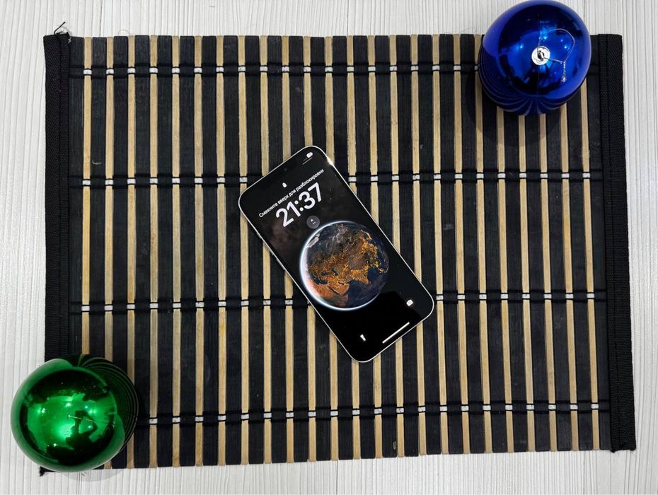 Продам айфон 12 про макс iphone 12 pro max