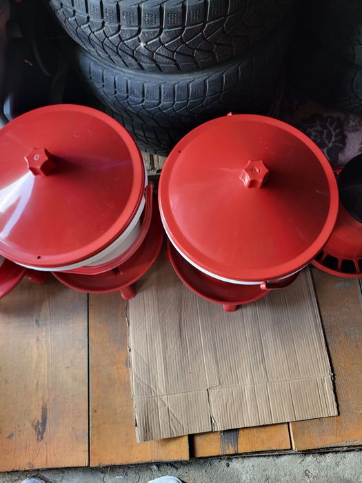 Поилки и хранилки