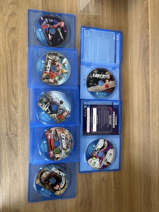 Consola Jocuri Play Station 4 Pro 1TB +  7 Jocuri, Curatat, Ca nou!