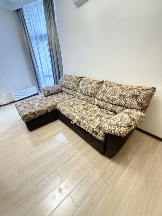 Диван в хорошем состоянии