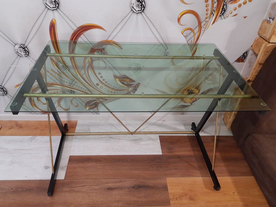 Бюро - Масичка Метал /Стъкло