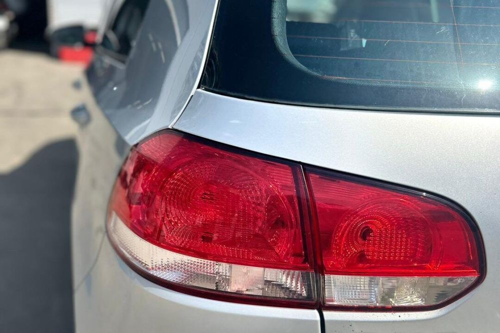 STOP STANGA PE CAROSERIE VW GOLF 6 HATCHBACK - AN 2011