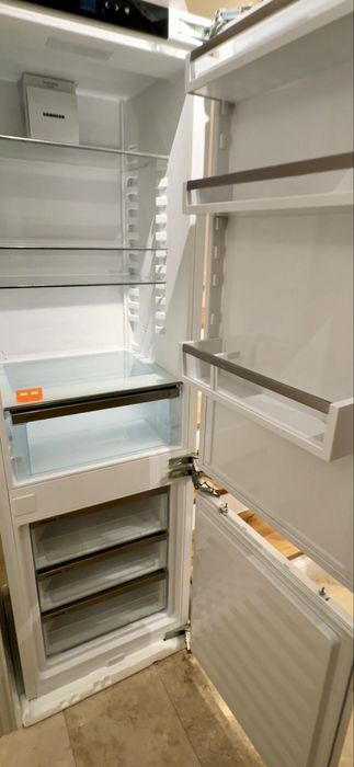 Liebherr ICNc 5103 combina frigorifica incorporabila  - 50% reducere