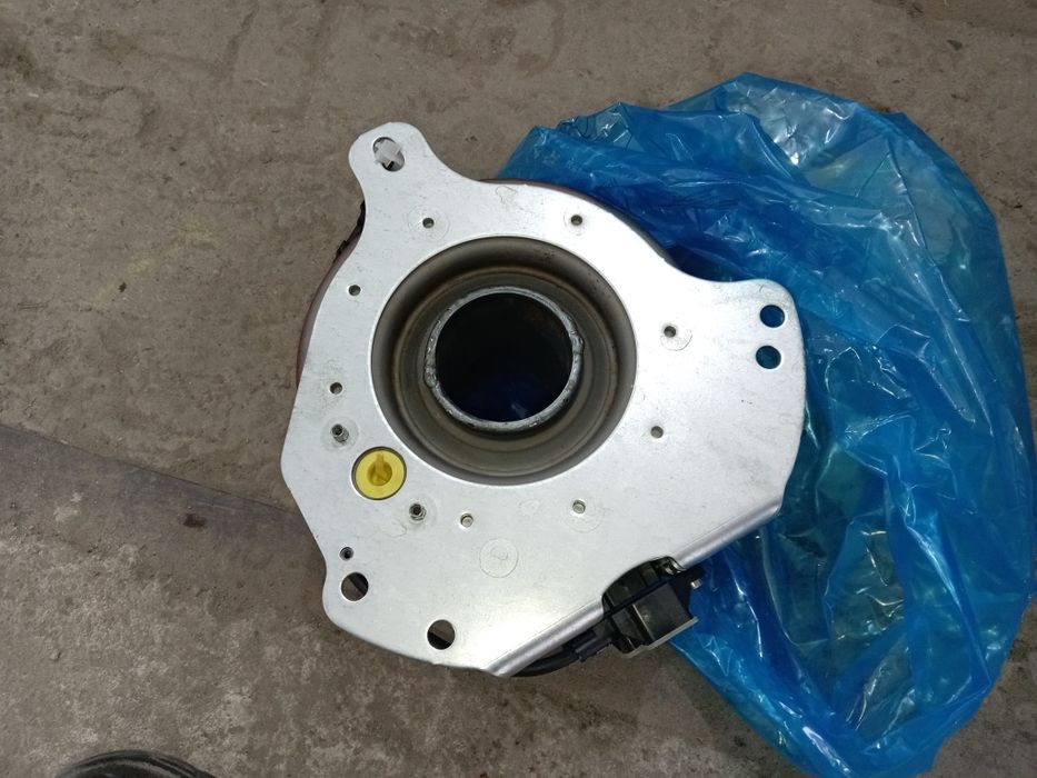 Выжимной подшипник на Volvo