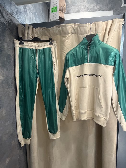 Compleu - Trening Made by Society