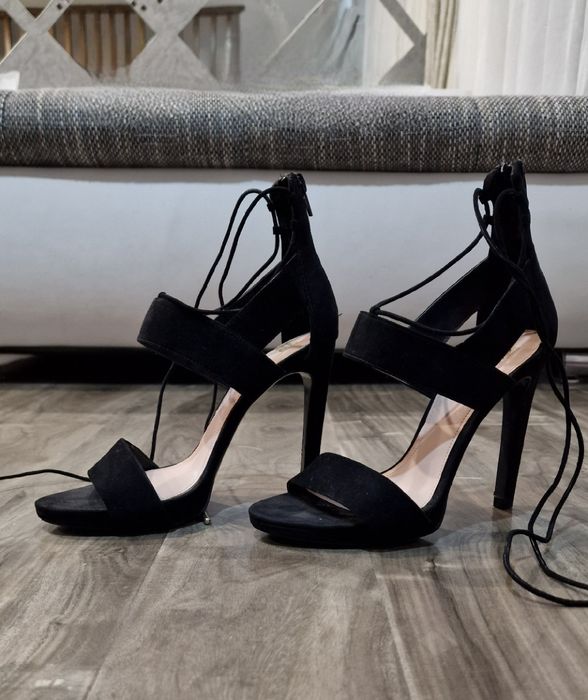 Sandale Zara cu toc inalt, marimea 39
