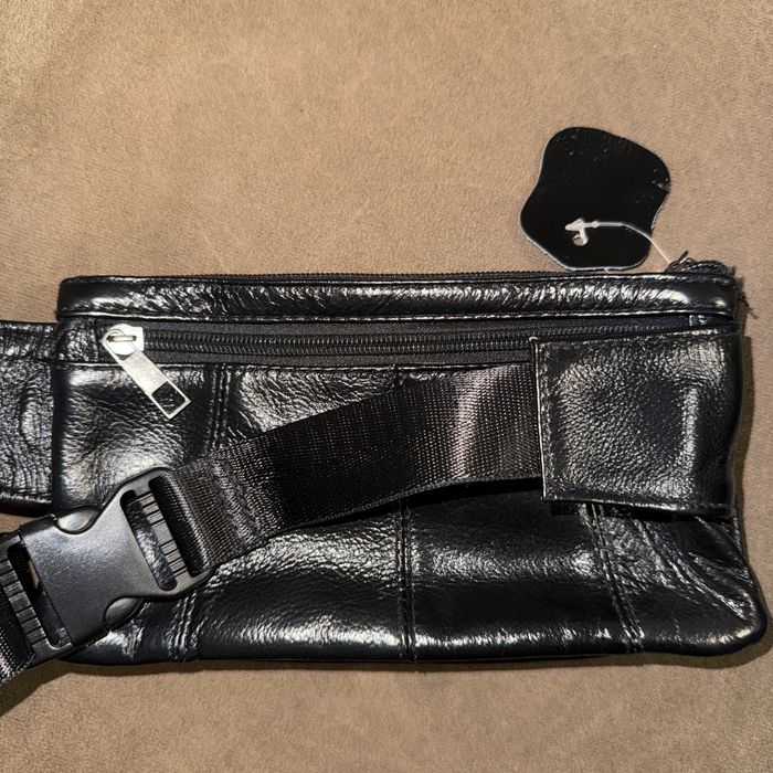 Чанта за кръст от еко кожа.