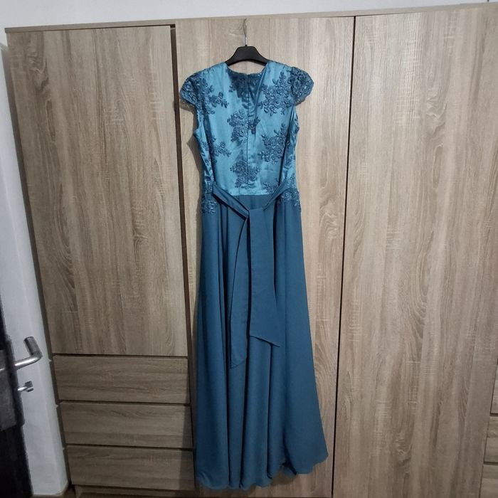 Vând rochie de seara