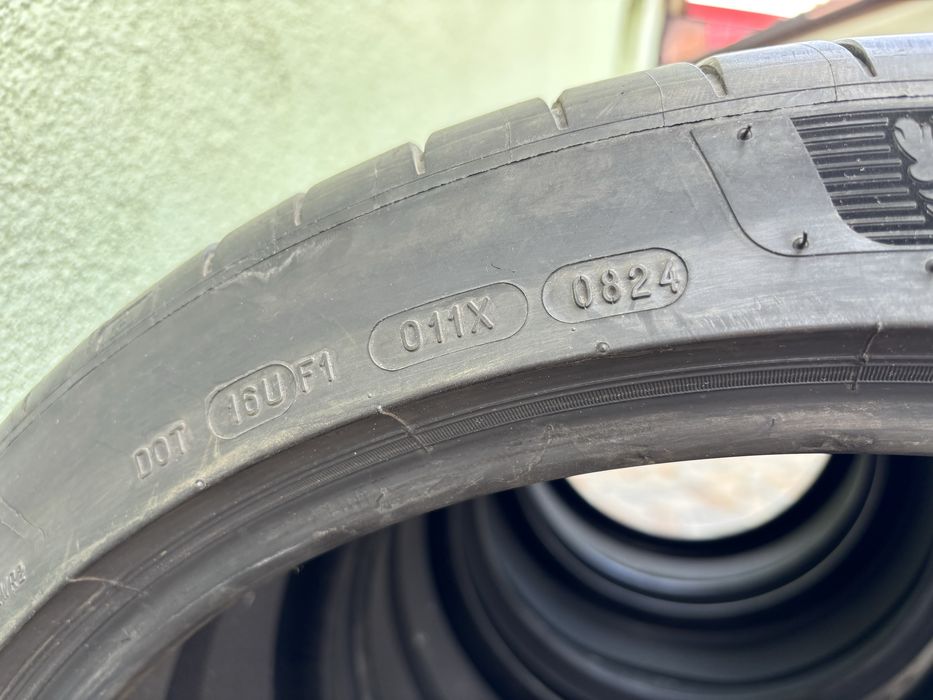 Michelin Pilot Sport 4S 275/35R21 \ 315/30/R21