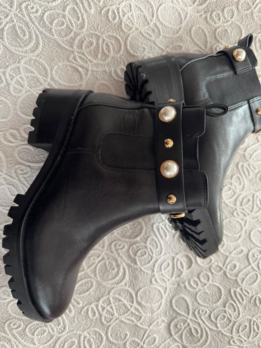 Карл Лагерфелд боти