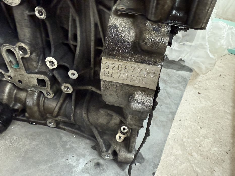 Блок глава двигател мотор BMW N47D20C