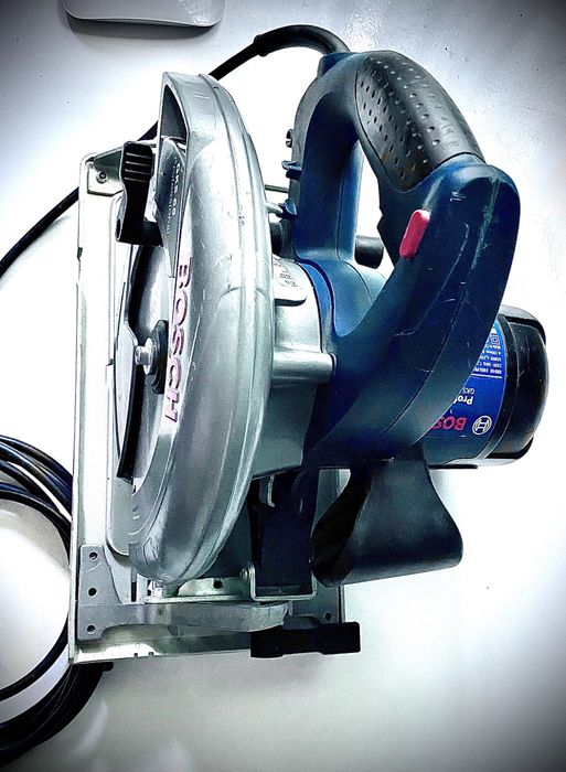 Fierăstrău circular BOSCH PROFESIONAL