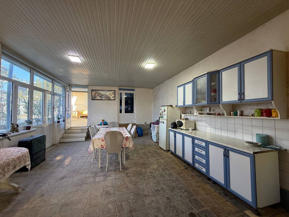 Tayyor 4.5 sotiqli hovli sotiladi