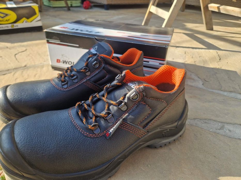 ADR обувки B-Wolf