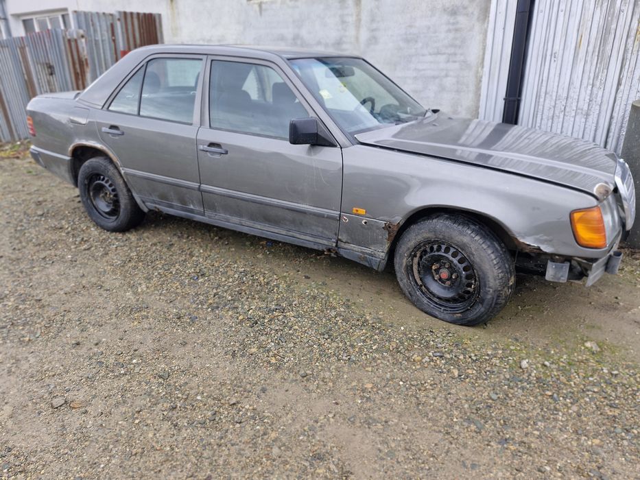 Мерцедес 124 НА ЧАСТИ