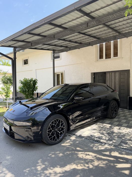 Zeekr 001 restayling