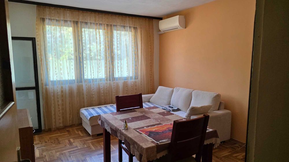 Продава се Тристаен апартамент в Свети Влас - 100 кв.м за 1380 €/кв.м - Снимка #1