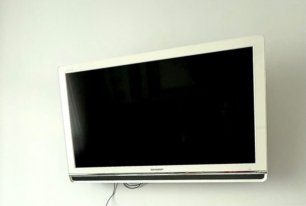 Телевизор Sharp AQVOS, производство Япония, оригинал